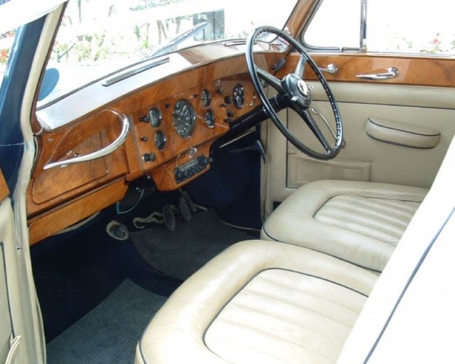 Classic Wedding Cars image 19