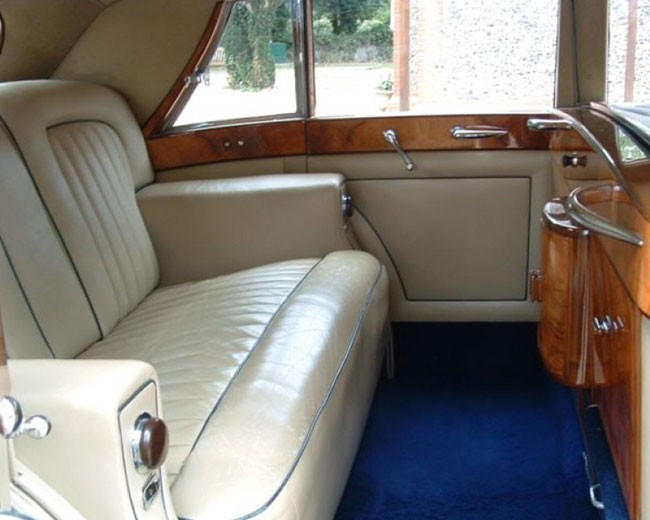 Classic Wedding Cars image 19