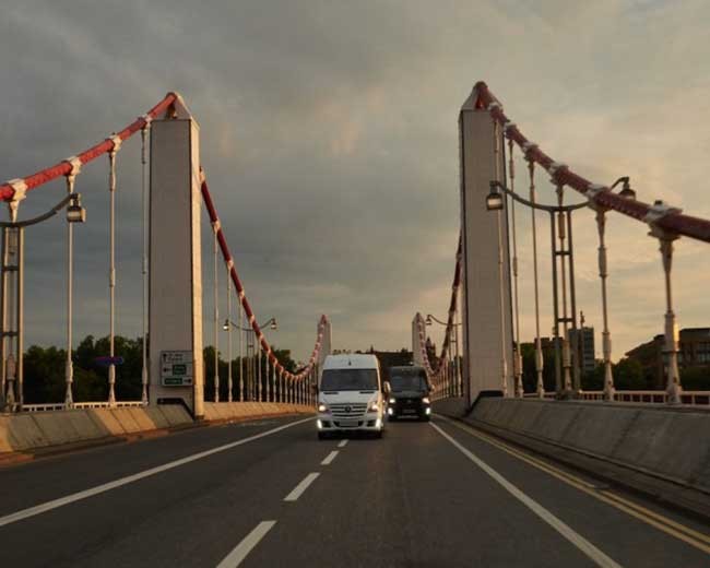 Minibuses and MPVs image 28