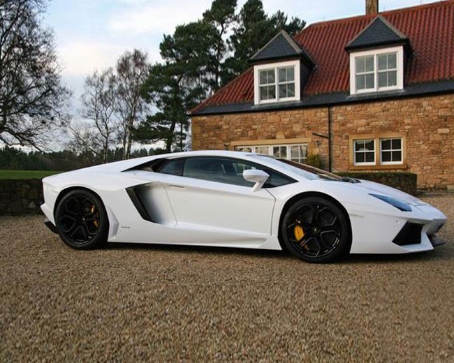 Self Drive Car Hire image 25