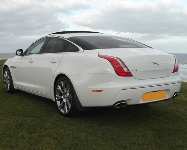 Modern Wedding Cars image 18