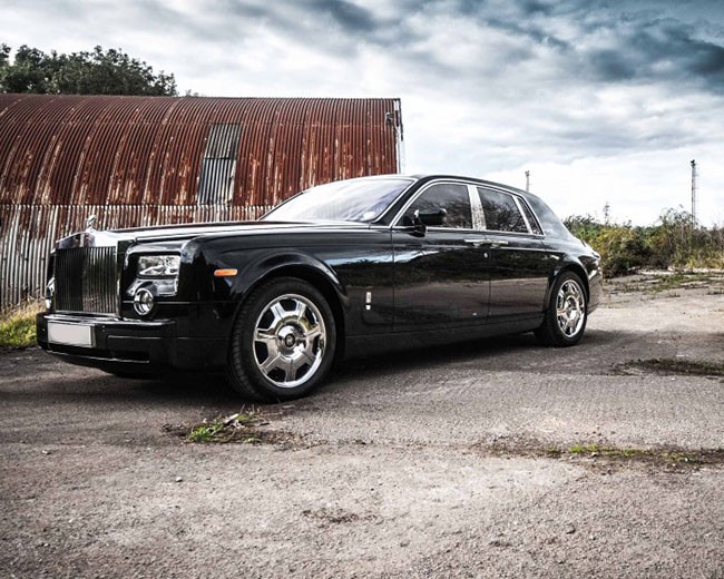 Modern Wedding Cars image 18