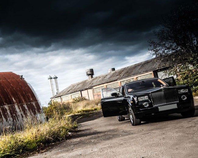 Modern Wedding Cars image 18